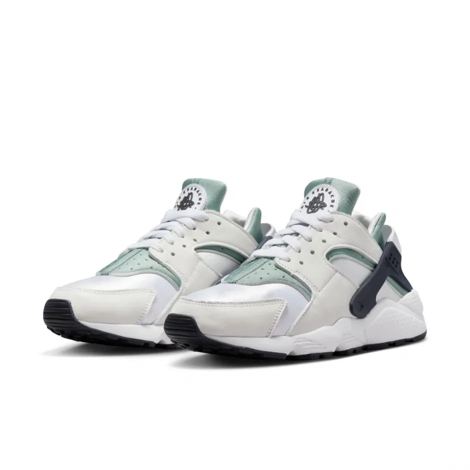 Дамски маратонки NIKE Air Huarache Mica Green