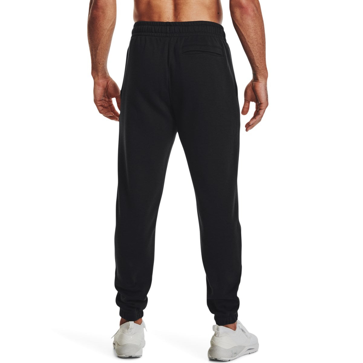 Мъжки спортен панталон UA Essential Fleece