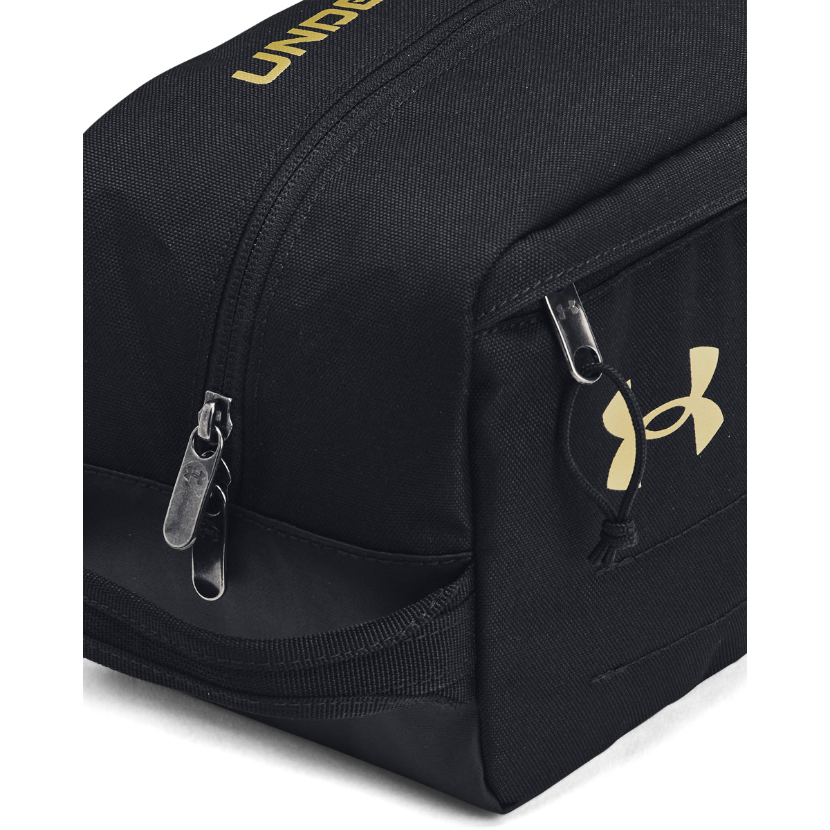 Чанта UA CONTAIN TRAVEL KIT