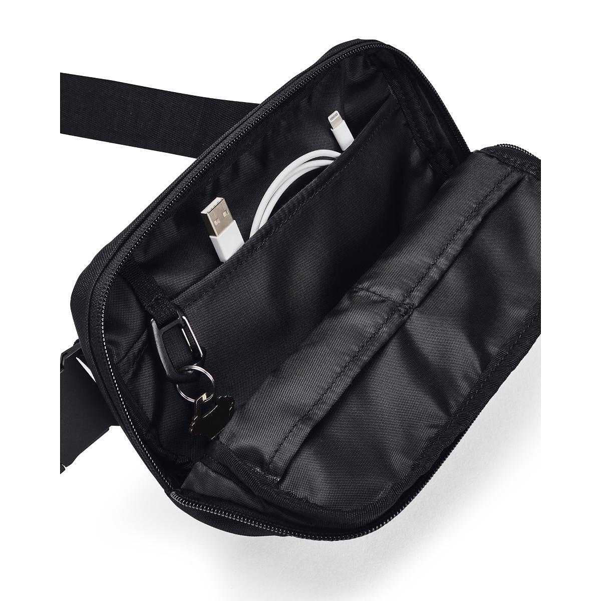 Чанта UA Lound Waist Bag XBody
