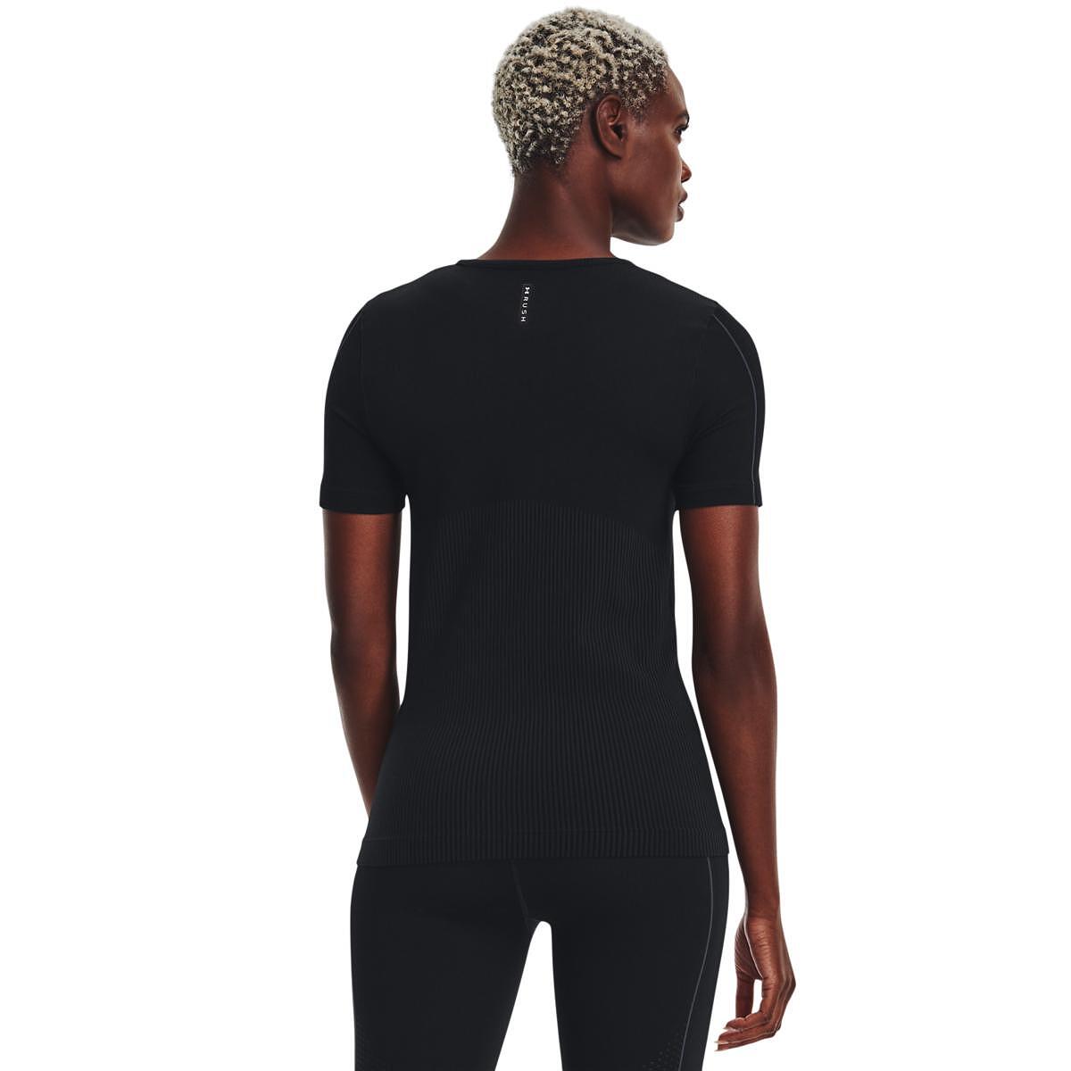 Дамска тениска UA Rush Seamless SS *