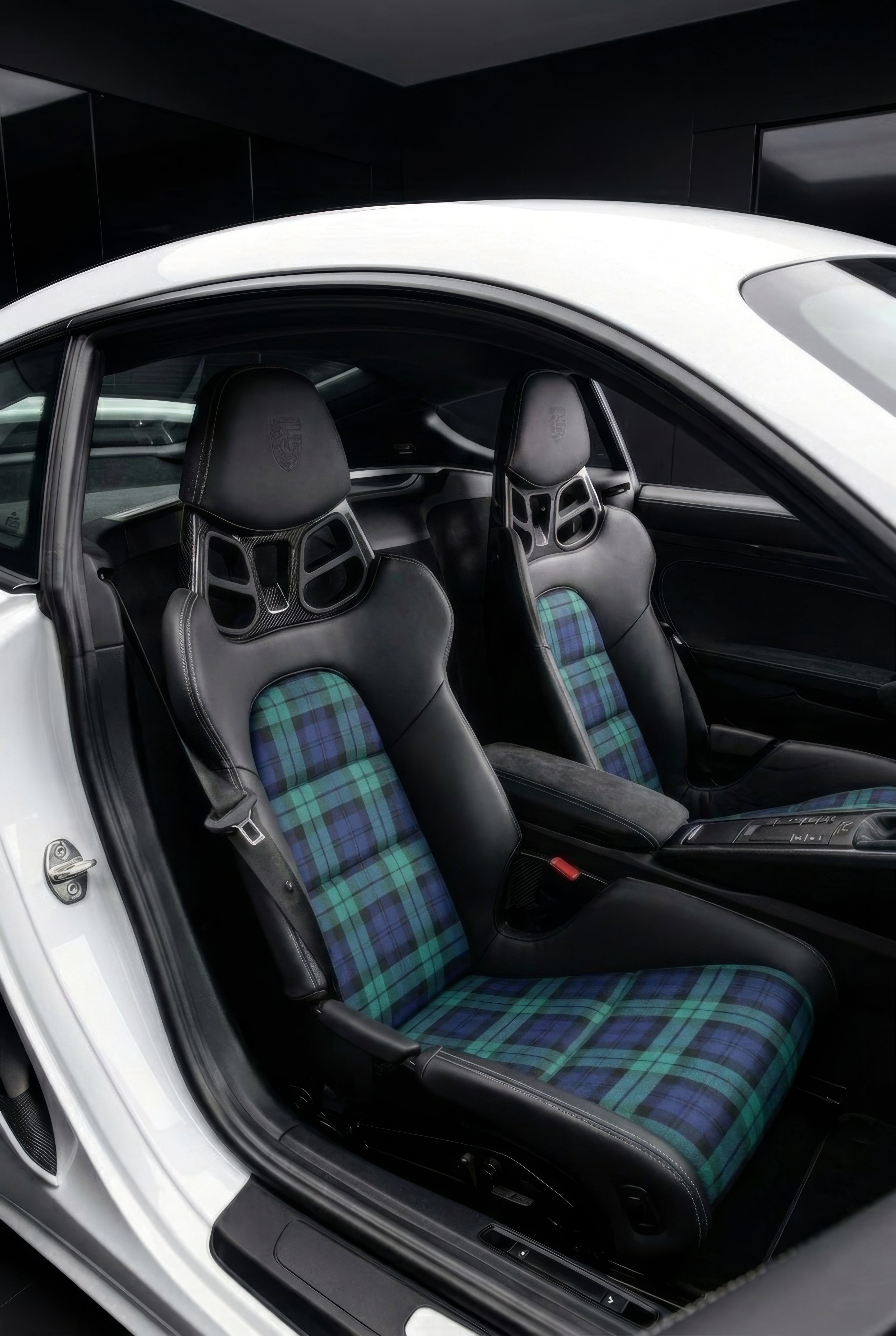 ALL POWER Porsche Carbon Bucket Seat