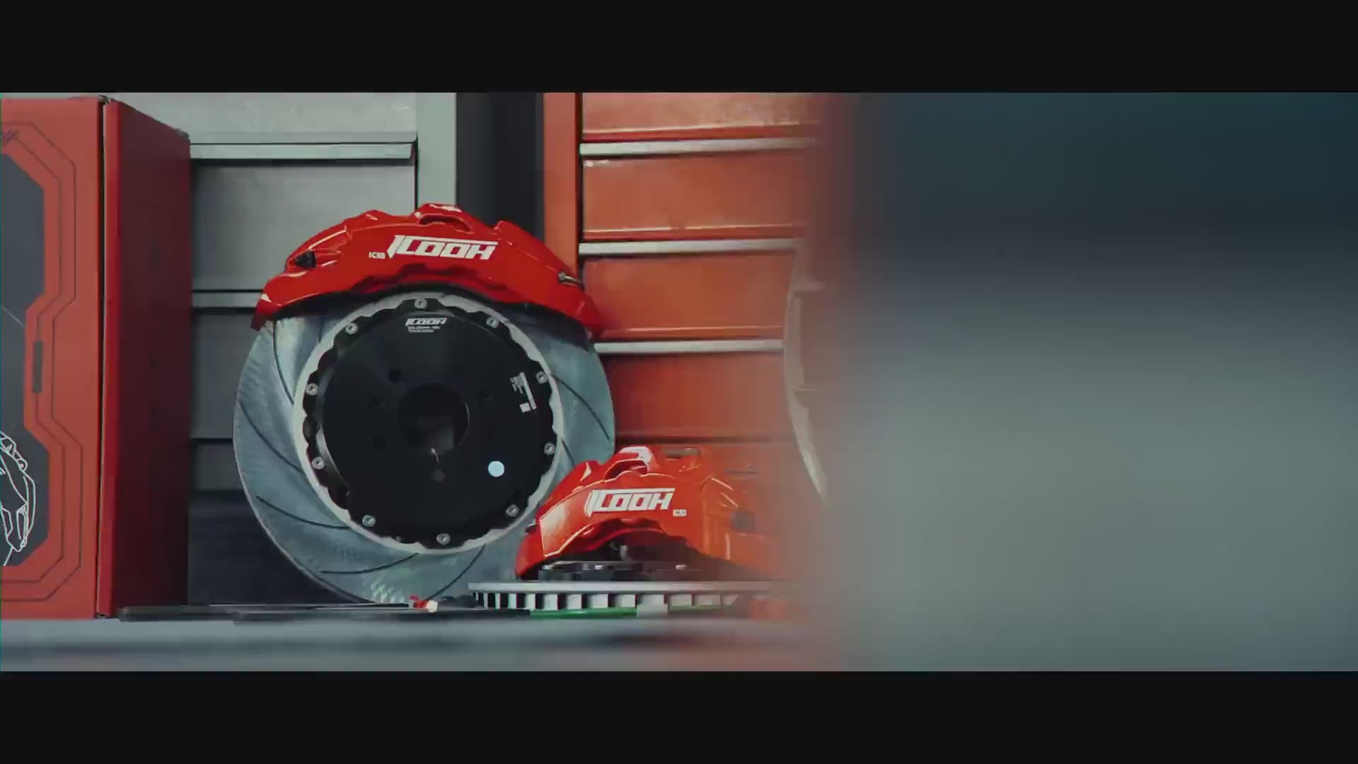 Зареди видео: 